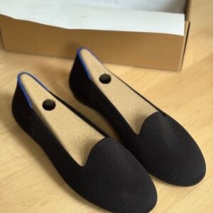Rothy's Elegant Black Loafers with Blue Highlights